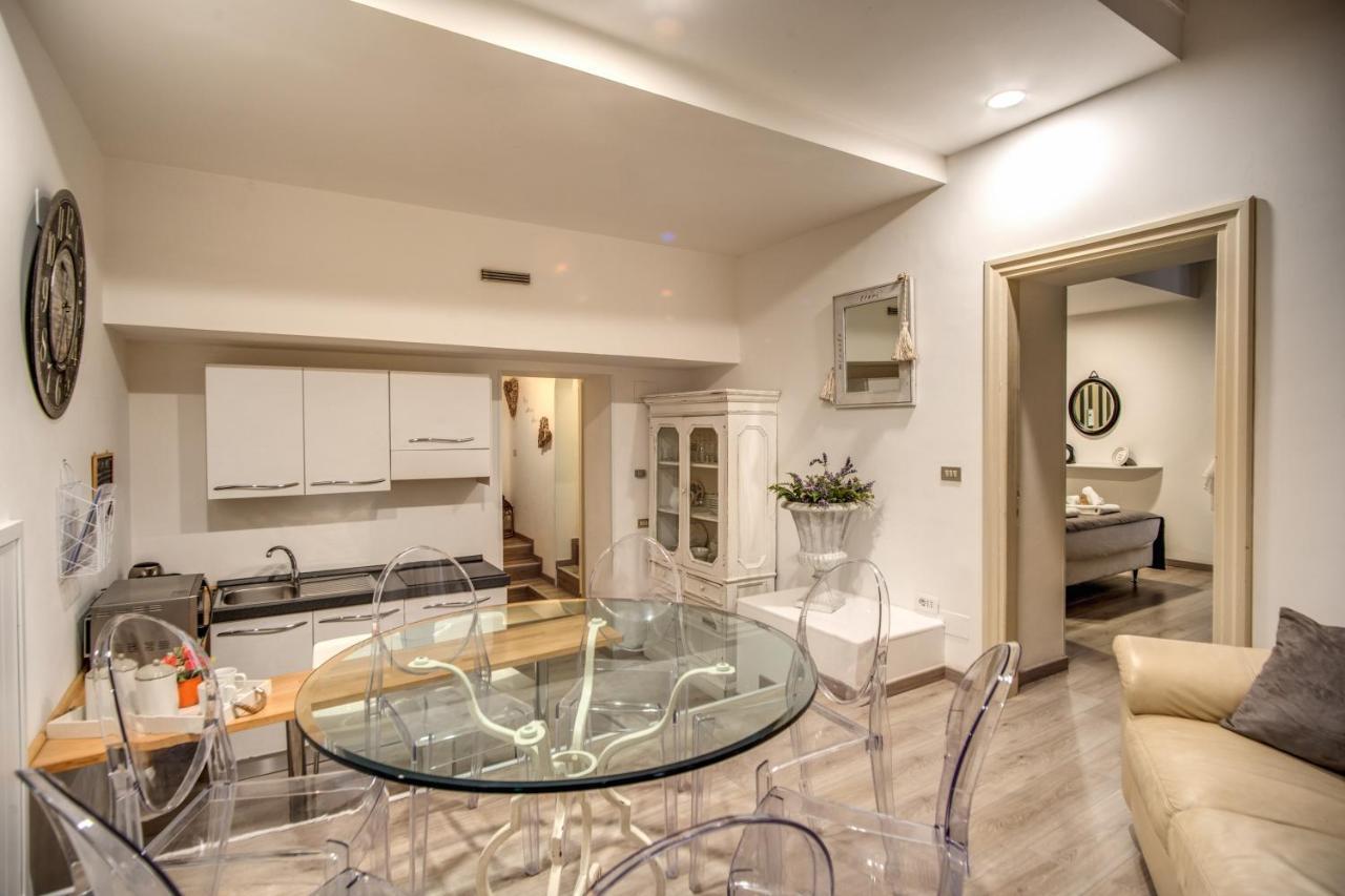 Trevi Miracle Suite Rome Bagian luar foto