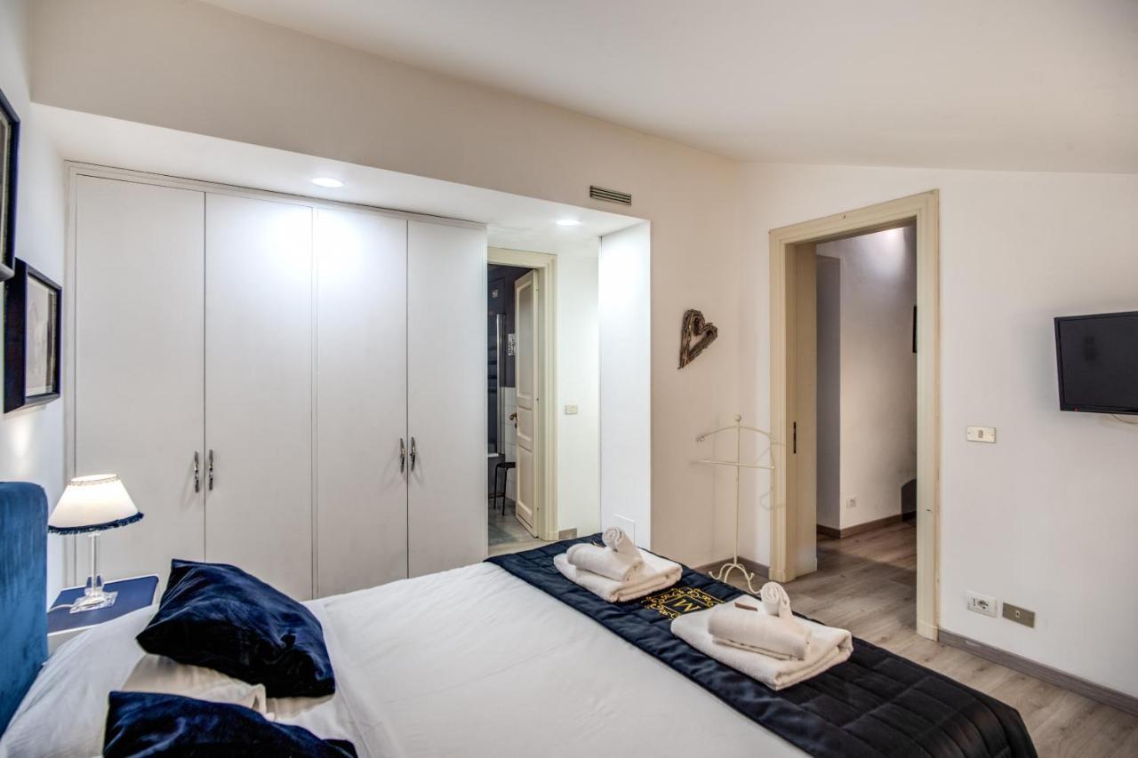 Trevi Miracle Suite Rome Bagian luar foto