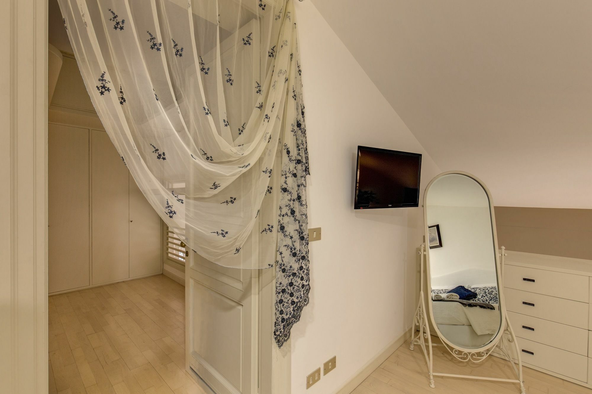 Trevi Miracle Suite Rome Bagian luar foto