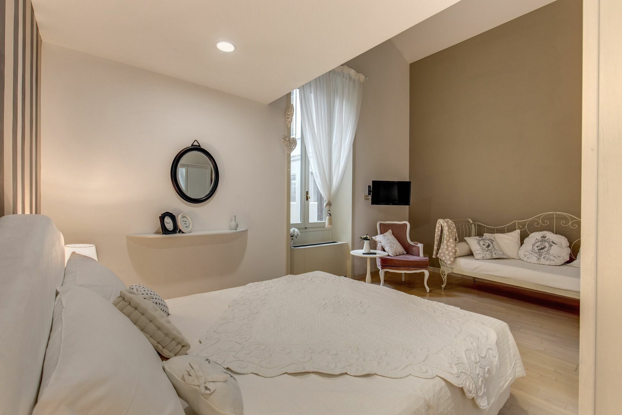 Trevi Miracle Suite Rome Bagian luar foto