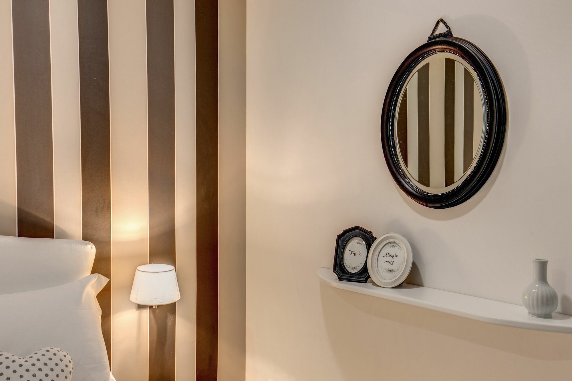 Trevi Miracle Suite Rome Bagian luar foto