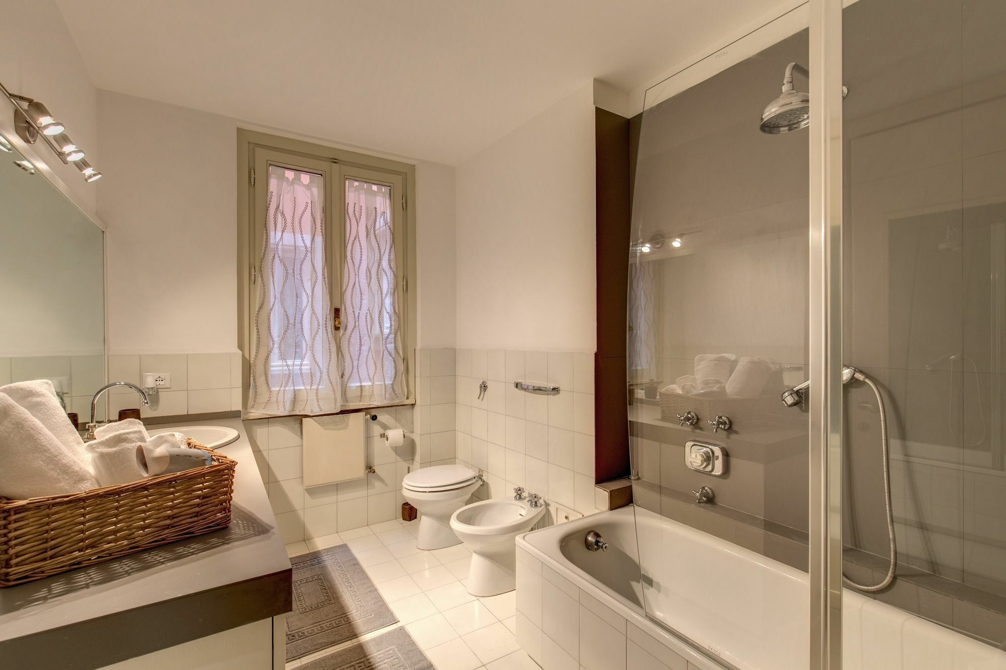 Trevi Miracle Suite Rome Bagian luar foto